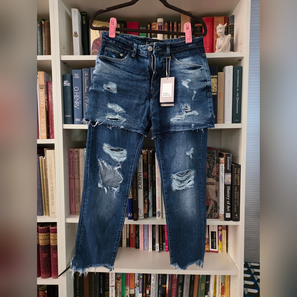 Zara Jeans Shorts On Jeans Design Size 4 36